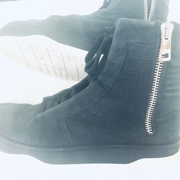 PRE-OWNED 100% AUTHENTIC GUCCI BLACK LEATHER WOMEN'S ANKLE BOOT SZ 5 LACE ZIPPER - Picture 2 of 11